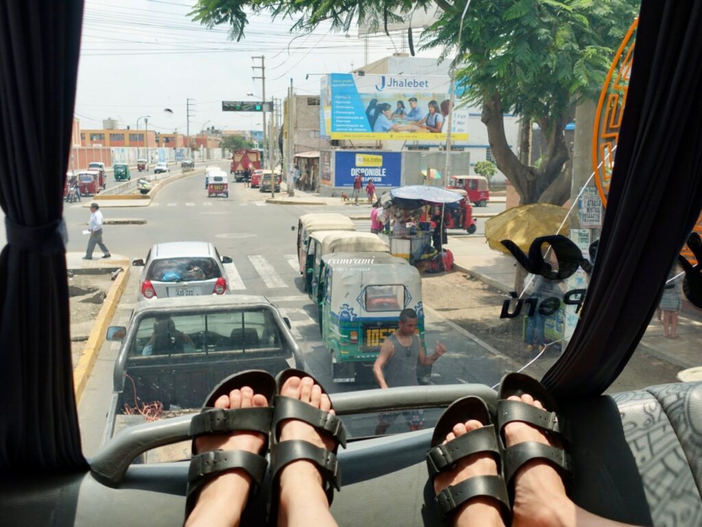 Cruz del Sur panoramic 2nd floor front seat view
